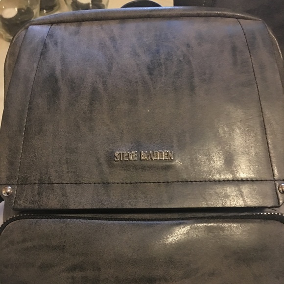 Boots & Back Pk - Picture 6 of 8